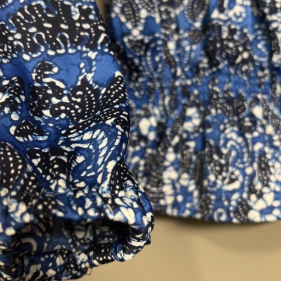 Michael Kors Blue Paisley Top EUC - Picture 5 of 7